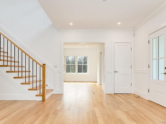 5th image of 63 Buckout Road