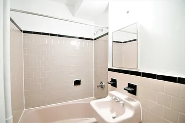 Rented by Best Apartments North Inc