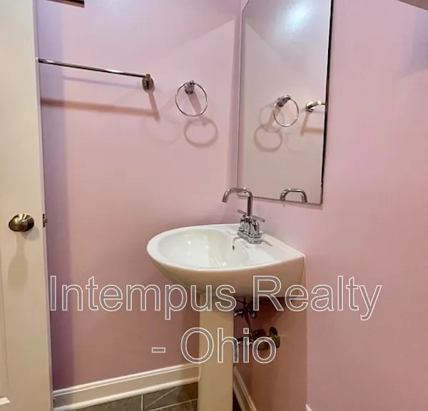 7311 Blackwell Dr — Photo 12