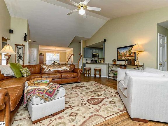 5th image of 114 Crown Empire Ct