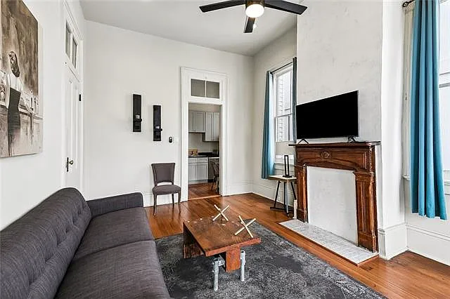 2 bed, 1.0 bath, 700 sqft, $1,675 — Photo 4