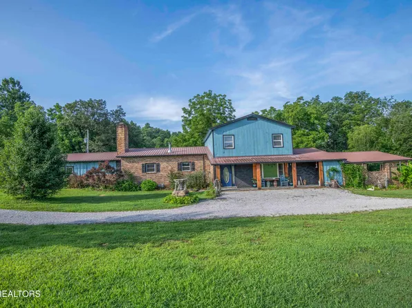 614 Nydeck Rd, Robbins, TN 37852