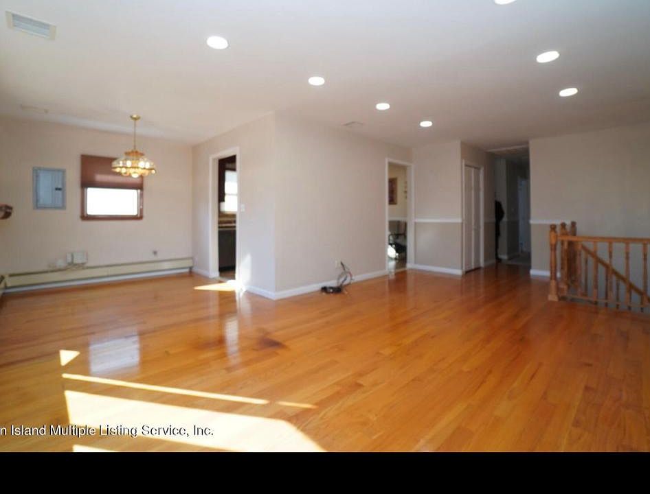 441 Genesee Ave FLOOR 2, Staten Island, NY 10312 Zillow