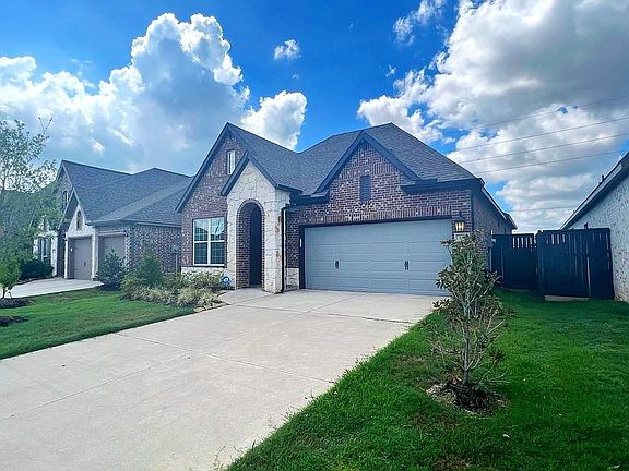 3rd image of 343 Jolly Ginger Dr