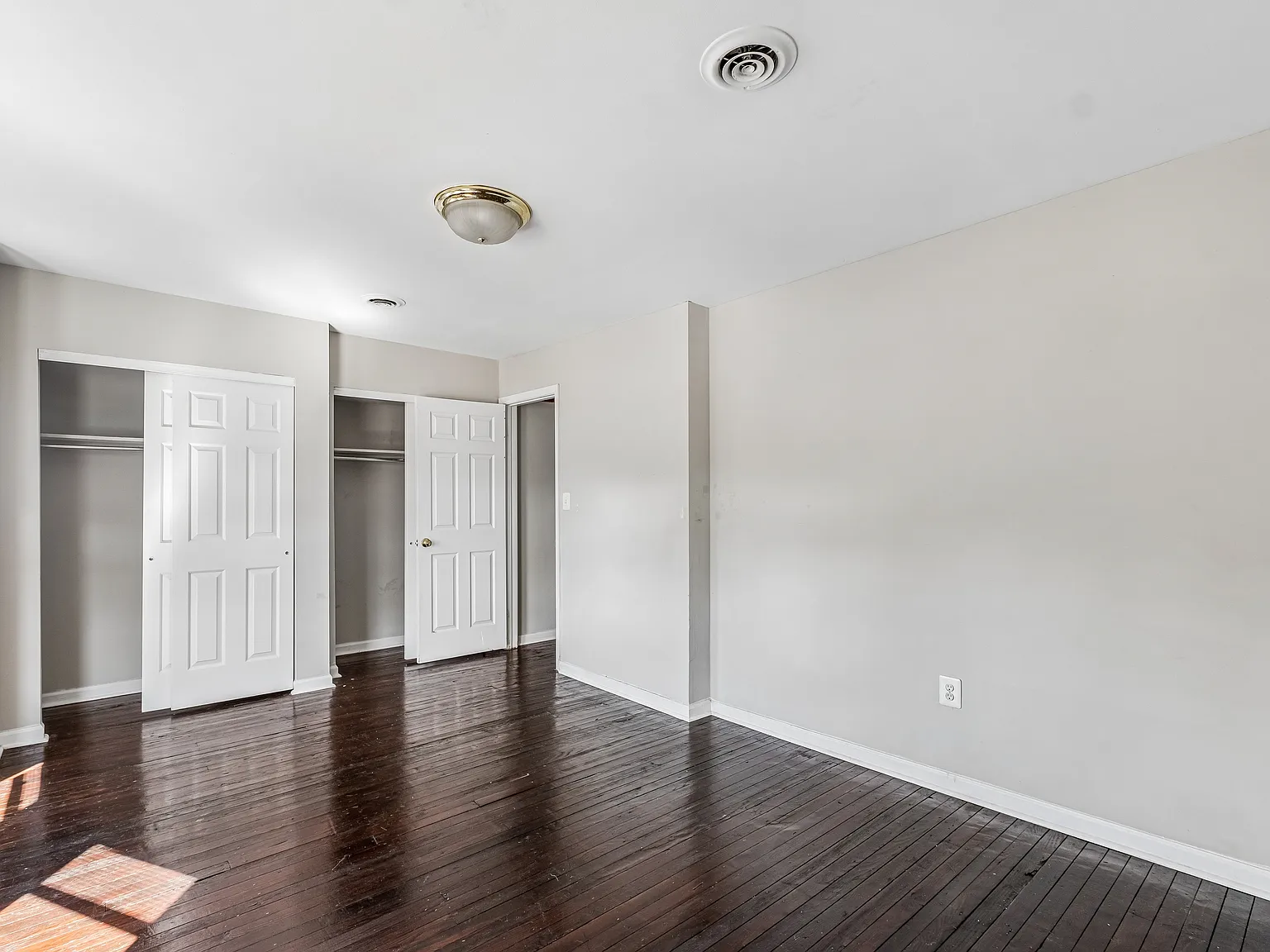 2 bed, $1,390 — Photo 2