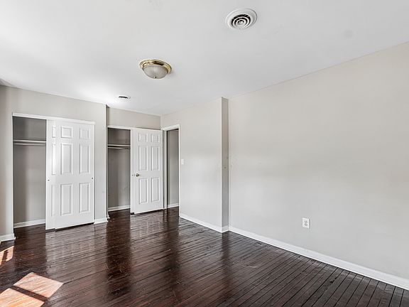 2nd image of 4143 Ridge Ave #4