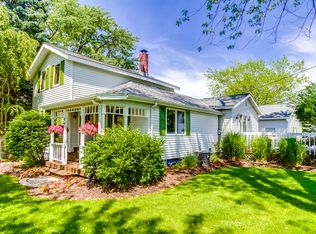 995 Graafschap Rd, Holland, MI 49423