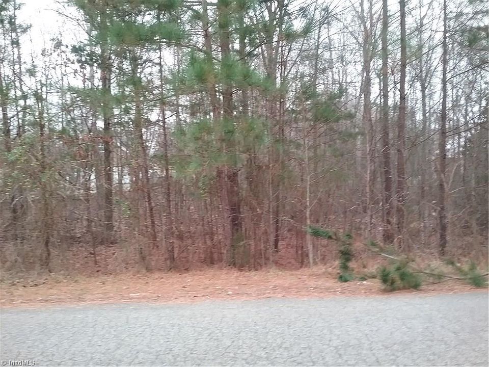 1st image of 412 Stafford Estates Dr