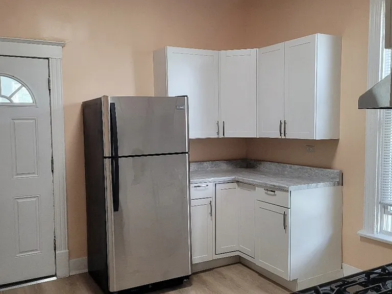 6949 S Wentworth Ave #1 — Photo 5