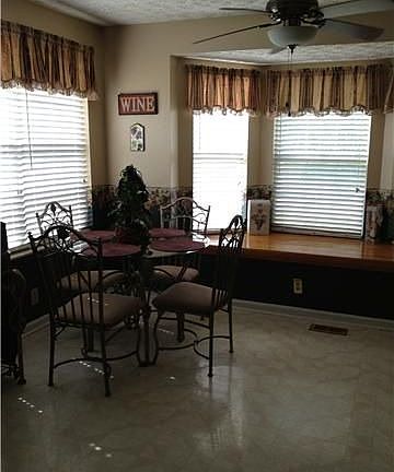 2nd image of 522 Amquiwood Ct
