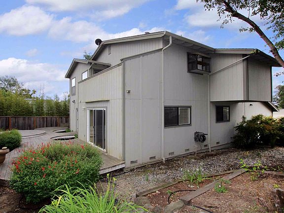 2nd image of 112 Melba Ct