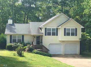 208 Thompson Hill Overlook Dr, Whitesburg, GA 30185