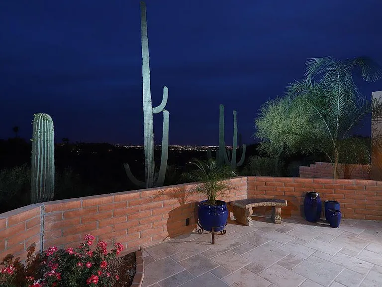 4370 N Camino De Carrillo — Photo 35