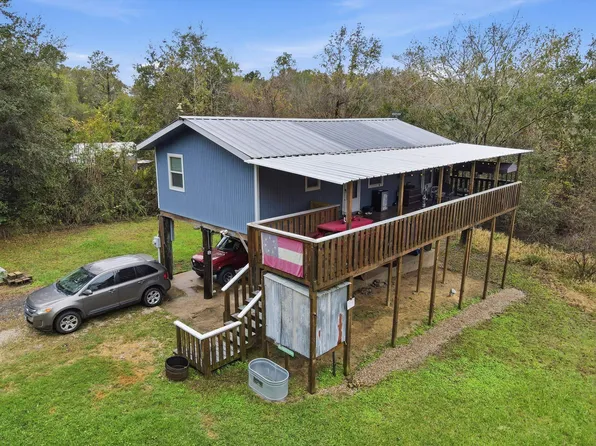 2753 W Claire Dr, Orange, TX 77630