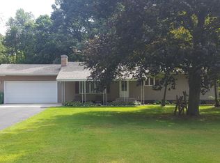 52475 Ball Rd, Dowagiac, MI 49047