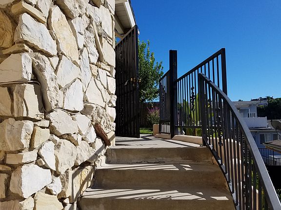 2nd image of 3961 Don Tomaso Dr APT 4