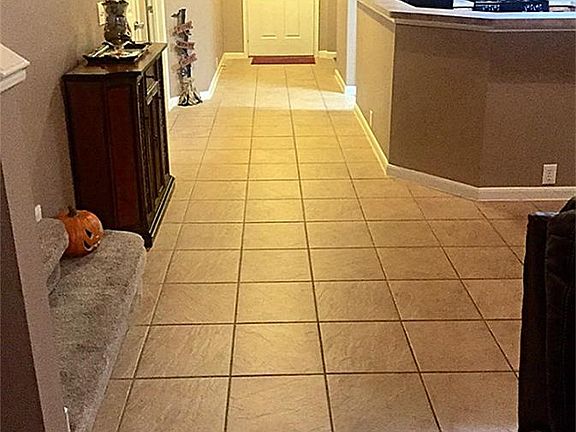 4th image of 4711 Woodsend Ln