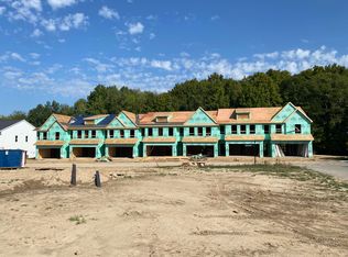 3325 Kings River St SW UNIT 47, Wyoming, MI 49418