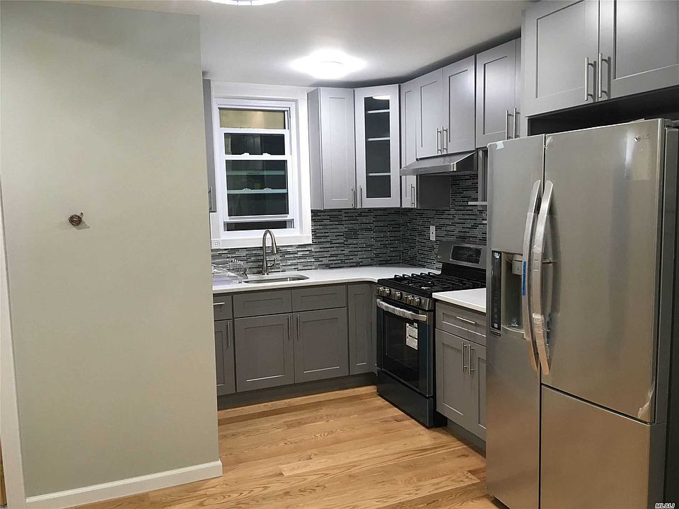 1st image of 86-32 131st St