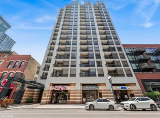 1212 N Wells St APT 803, Chicago, IL 60610