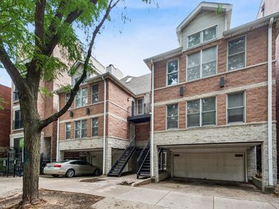 2851 N Southport Ave APT B, Chicago, IL, 60657