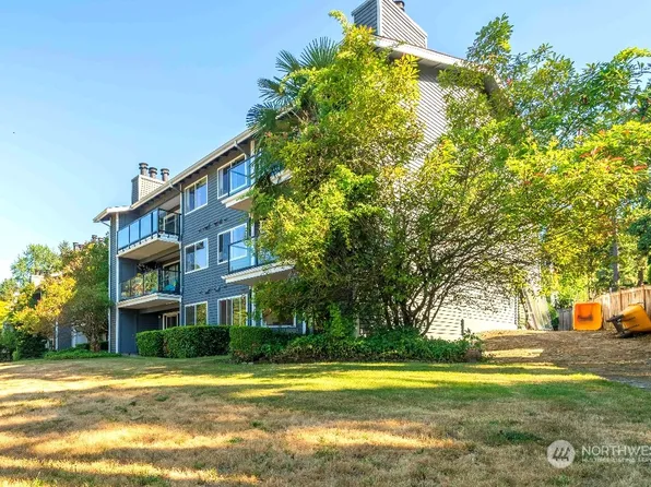 4171 W Lake Sammamish Parkway SE #A101, Bellevue, WA 98008