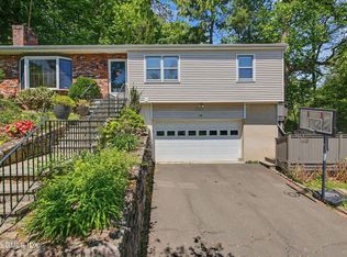 15A Hickory Dr, Greenwich, CT 06831