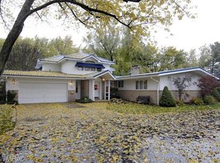 731 N Kalamazoo St, Paw Paw, MI 49079