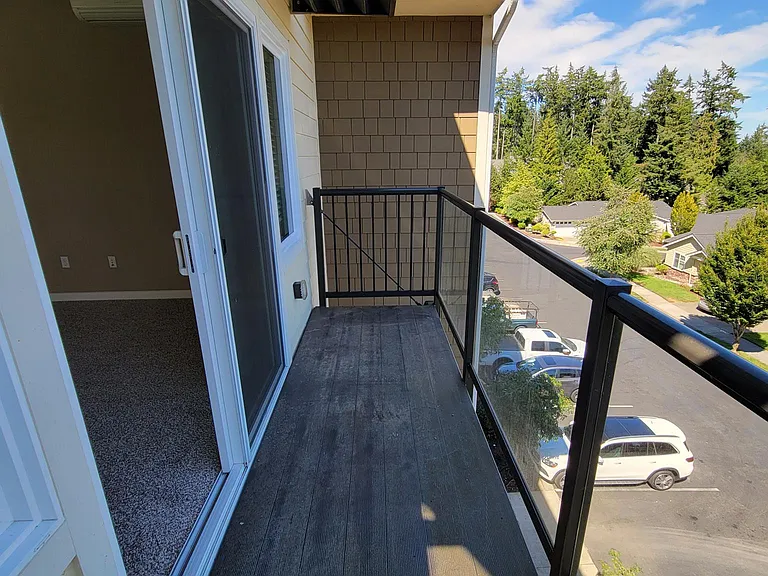 Summit Tower — Photo 34