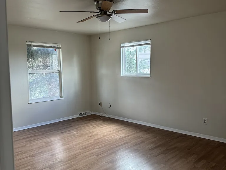 14467 E Radcliff Dr — Photo 13