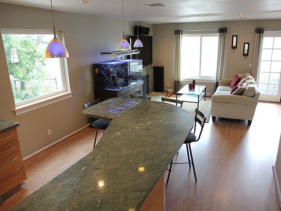 2nd image of 1996 Diamond St Unit 5