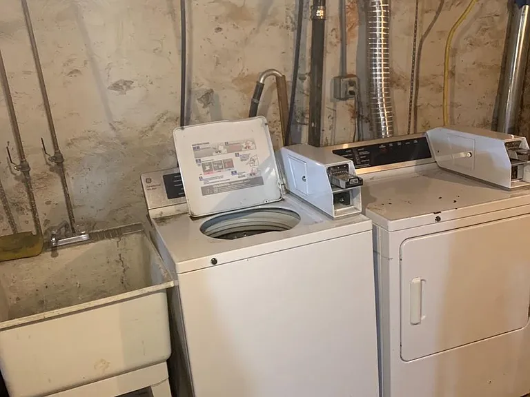 1539 Spring Garden St #3R — Photo 12