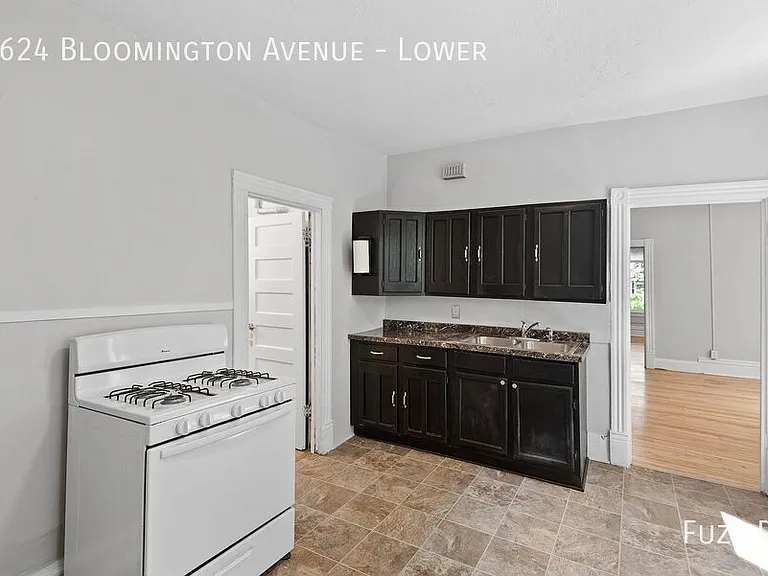 3624 Bloomington Ave #LOWER — Photo 7