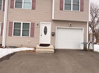 55 Gilmore St #55, Chicopee, MA 01013