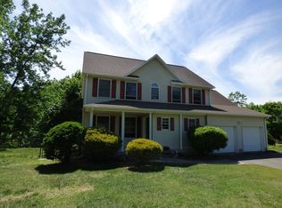 3 Joelle Ter, Hadley, MA 01035