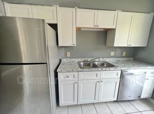 7121 Meadow Park Ave, Baton Rouge, LA 70810