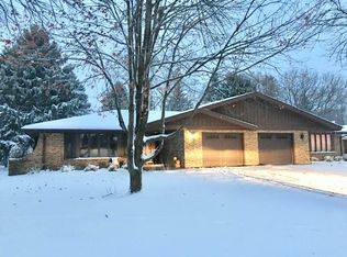 812 Nassau Pkwy, Rockford, IL 61107