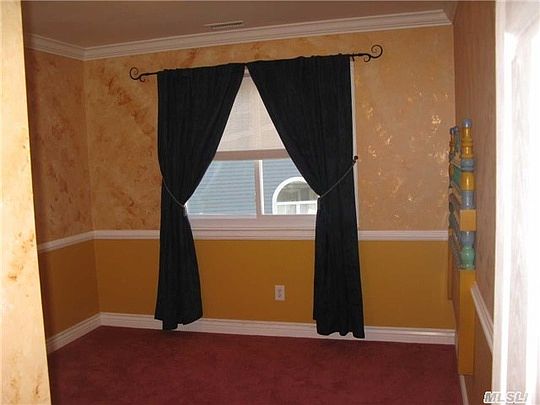 5th image of 662 Birchwood Park Dr