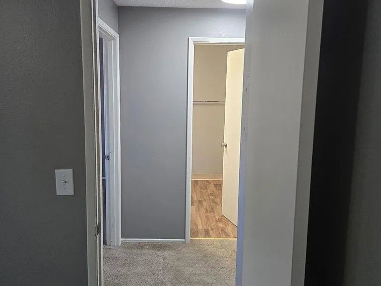 Orchard Park Apartments — Photo 27
