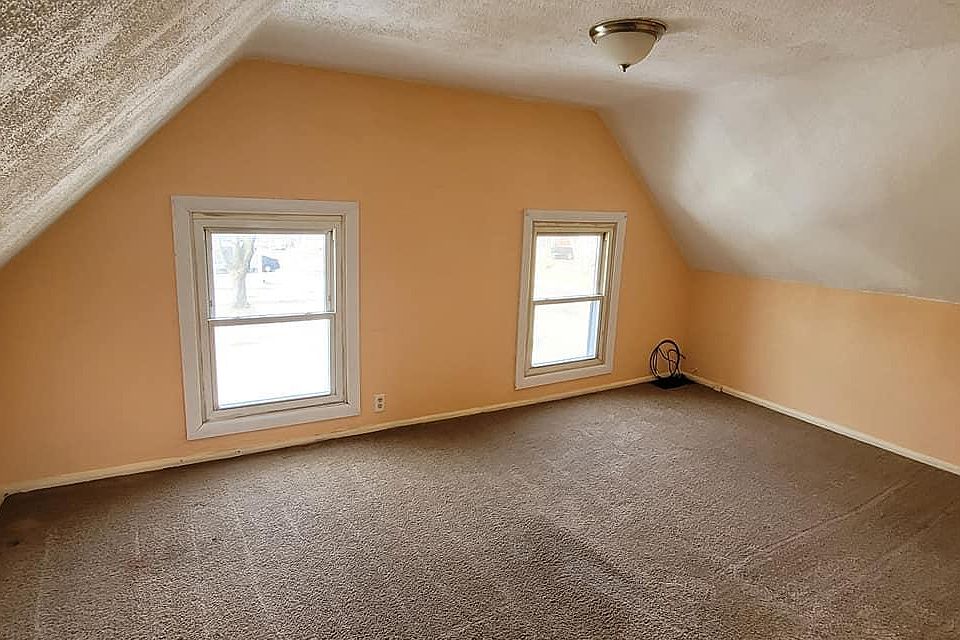 1st image of 444 Cornelia St #2