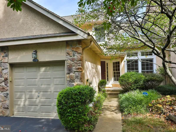 172 Linden Dr #172, Elkins Park, PA 19027