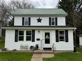 144 2nd St SE, Carrollton, OH 44615