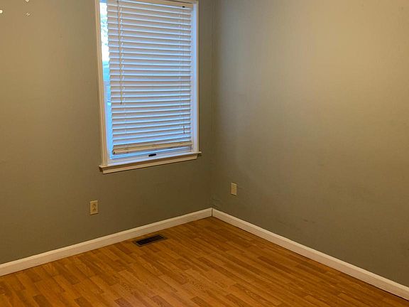 3rd image of 212 Rehoboth Ave #1