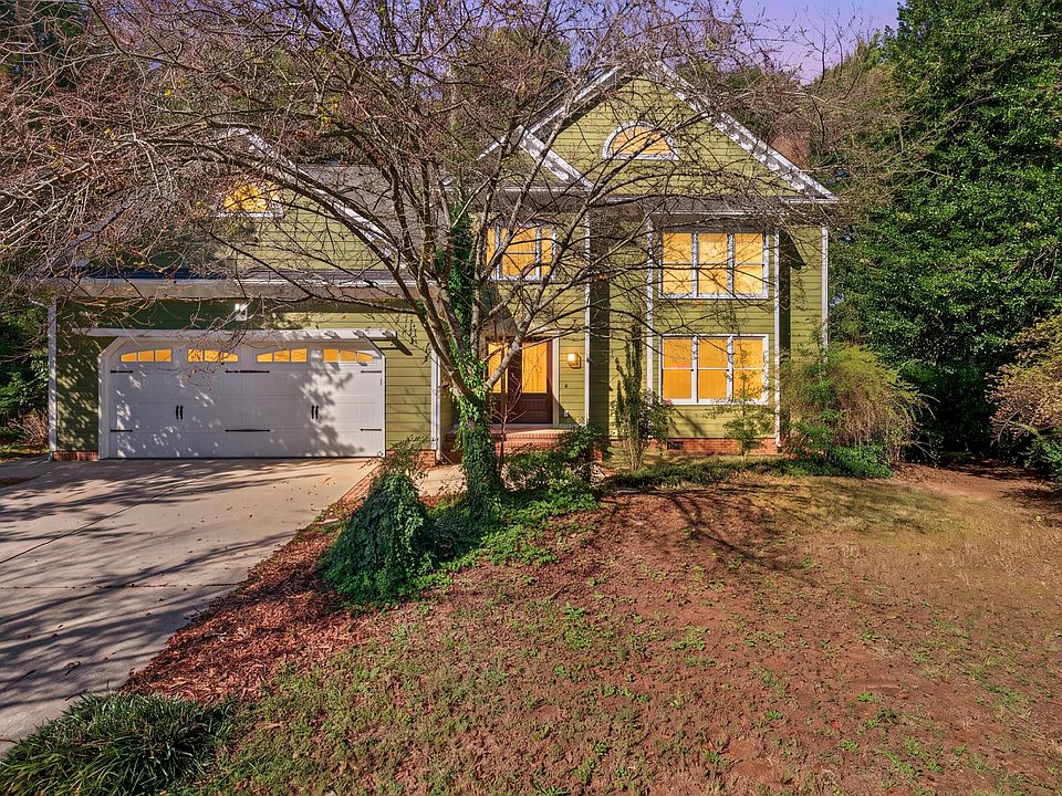 1st image of 102 Powder Mill Ct