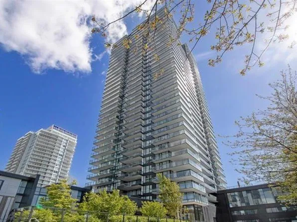 6699 Dunblane Ave #2, Burnaby, BC V5H 0J8