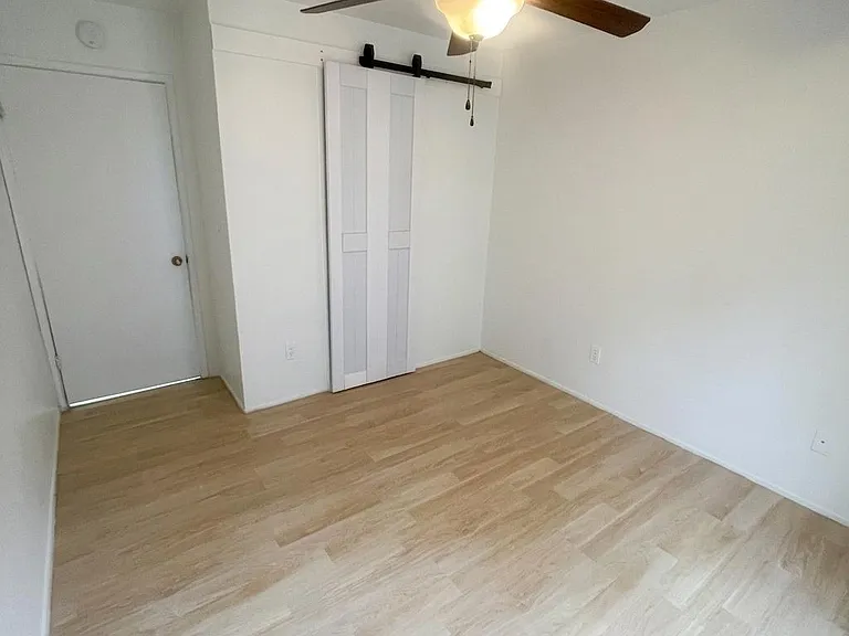 17507 Autumn Hills Dr — Photo 9