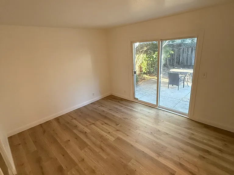798 Coffey Ct — Photo 21