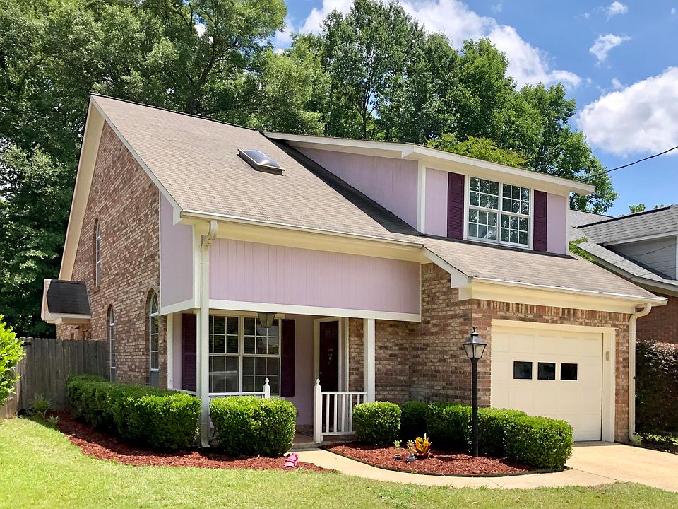 1st image of 34 N Oakwood Ln
