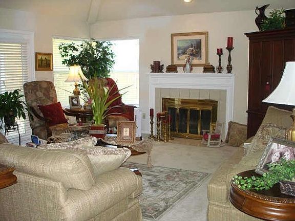 4th image of 6513 Cypress Ln