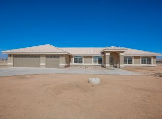23420 Cherokee Rd, Apple Valley, CA 92307